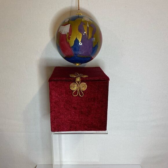 Li Bien Christmas Angel 2000 Ornament - Picture 3 of 7